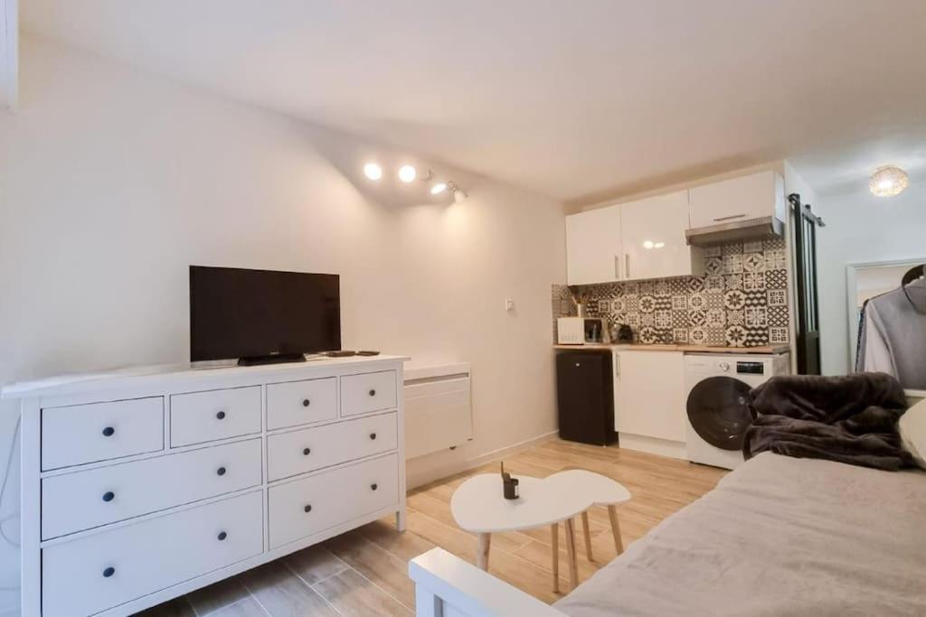 Studio Avec Garage 5Min Cannes Centre Exteriör bild